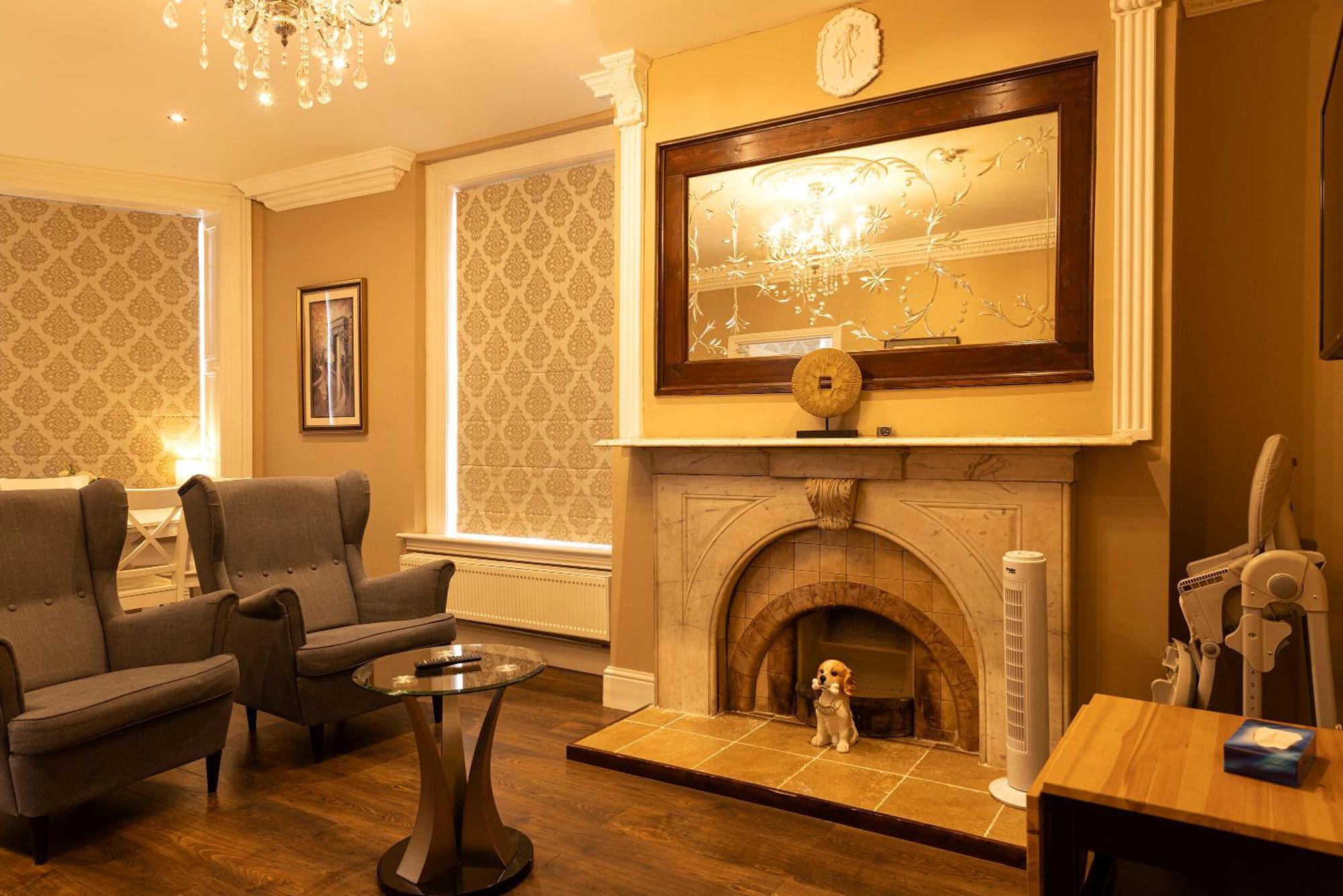 Molloys Apartments Дублин Экстерьер фото